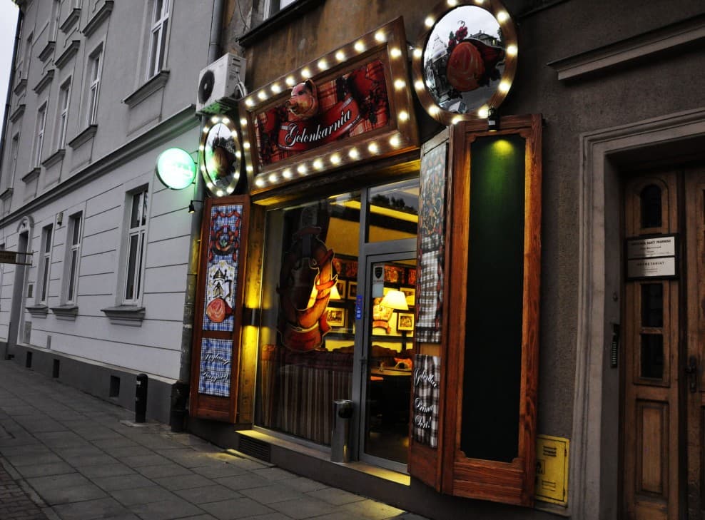 Wejście do restauracji Golonkarnia